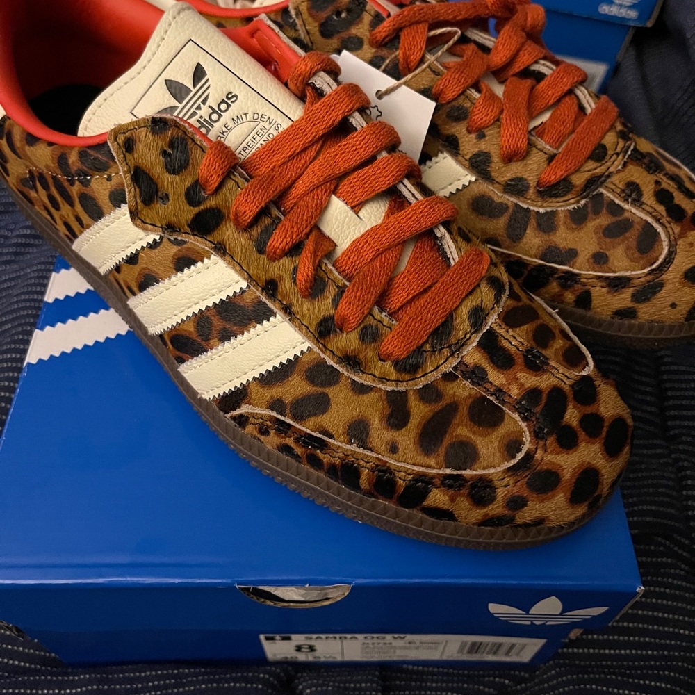 Authentic Women’s Adidas Sambas Sneakers w/Leopard Pattern
 Women Size 12 - Picture 8 of 16